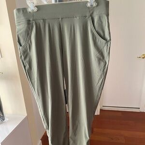 Ladies Columbia omni-Shield Pants